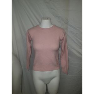 Lord & Taylor pink cashmere sweater
